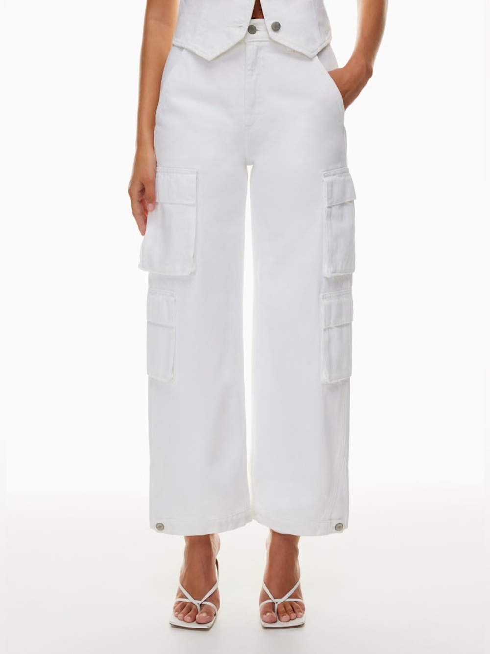 DENIM FORUM The '90s Millie Hi-Rise Cargo Jean in A Little White Lie Size 27 NWT